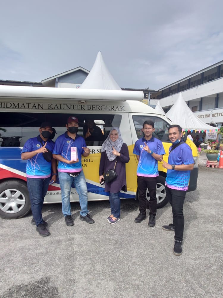 Perkhidmatan Kaunter Bergerak MBAS di perkarangan Sekolah Kebangsaan Convent, Jalan Datuk Kumbar, Alor Setar, Kedah