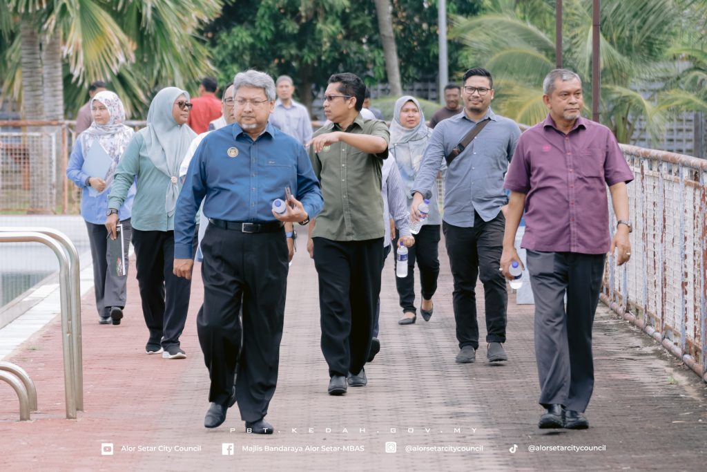 Lawatan Tapak YBhg. Dato’ Haji Mohd Yusri Bin Haji Md Daud, Datuk Bandar Alor Setar bersama pihak Pengurusan MBAS ke Kolam Renang MBAS
