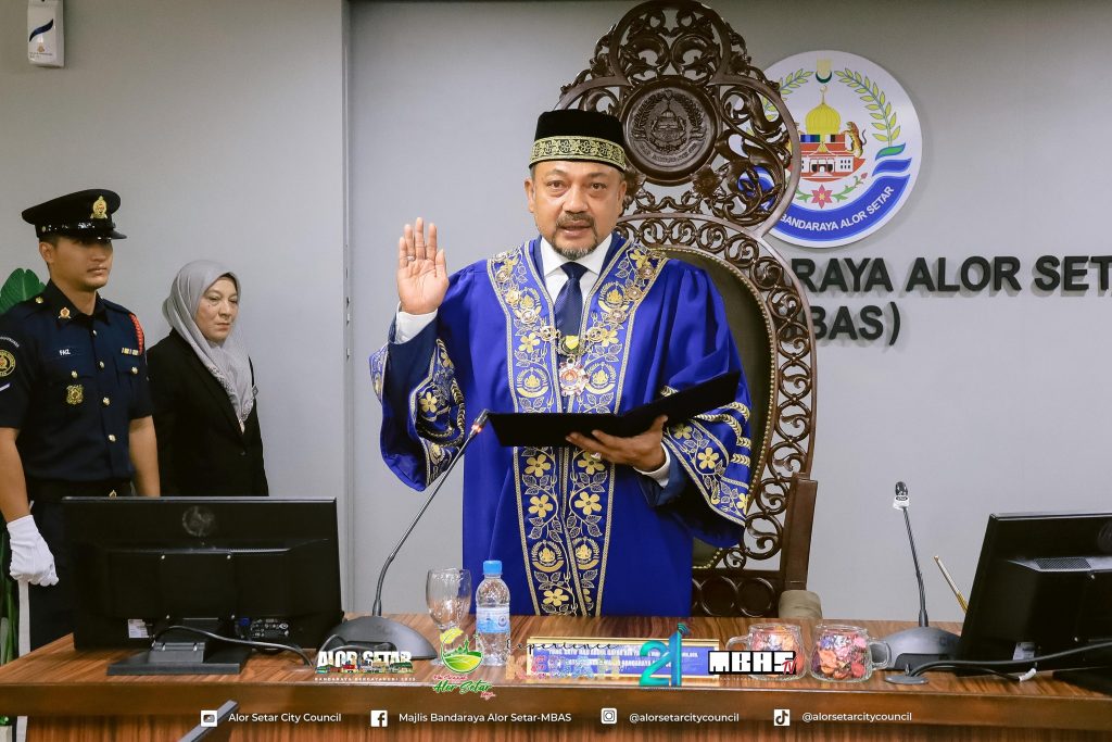 MAJLIS MENGANGKAT SUMPAH AHLI MAJLIS, MAJLIS BANDARAYA ALOR SETAR BAGI PELANTIKAN JAWATAN DATUK BANDAR ALOR SETAR KE-8