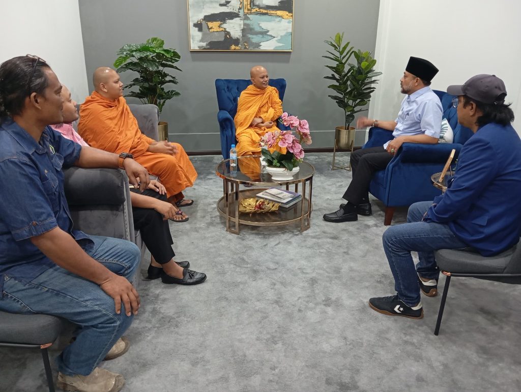 KUNJUNGAN HORMAT SETIAUSAHA SAMI KEDAH/PERLIS KE ATAS DATUK BANDAR ALOR SETAR