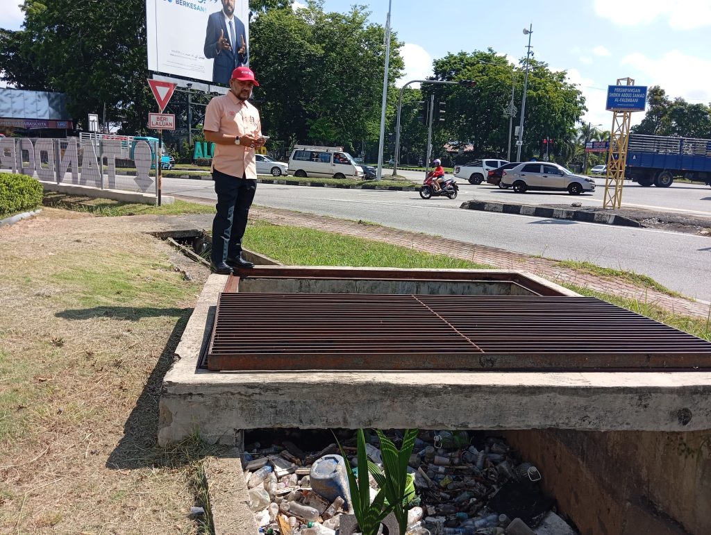 DATUK BANDAR ALOR SETAR TINJAU KEADAAN DI SEKITAR BANDAR RAYA ALOR SETAR