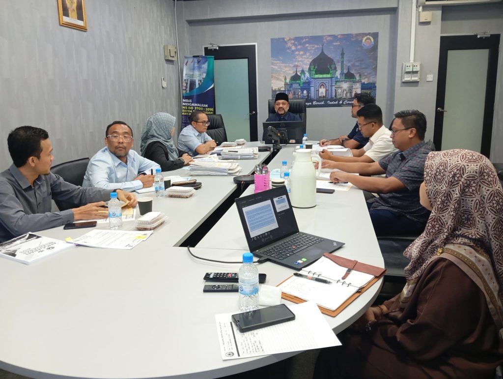 PERJUMPAAN DATUK BANDAR ALOR SETAR BERSAMA PEJABAT TANAH KOTA SETAR