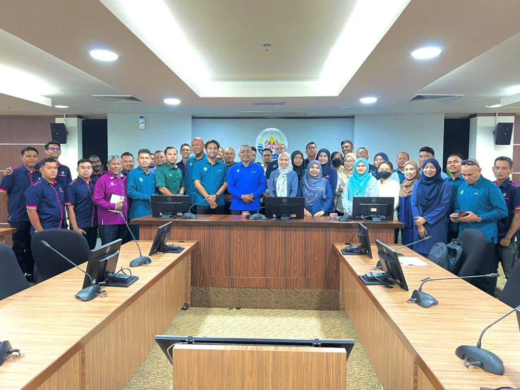 KUNJUNGAN MBI KE MBAS | SESI PERKONGSIAN TAKLIMAT PENGUATKUASAAN AKTA 171 & 133, TATACARA PELUPUSAN KENDERAAN TERBIAR DAN PELAKSANAAN PENYUSUNAN SEMULA PENJAJA
