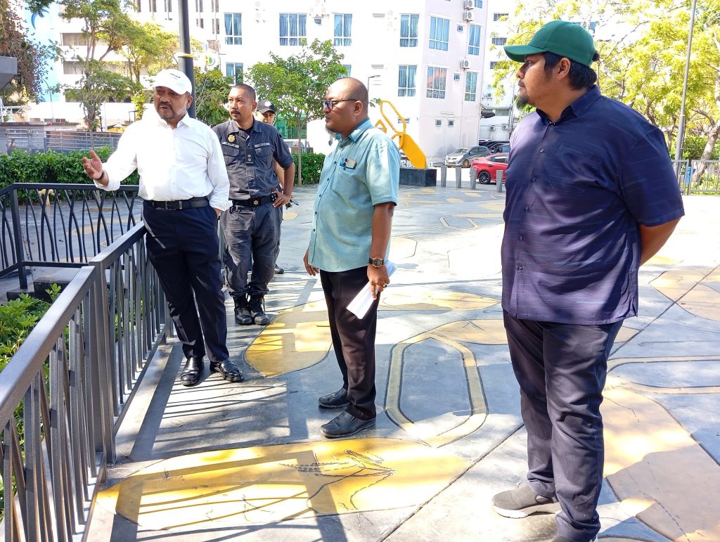 DATUK BANDAR ALOR SETAR TINJAU KAWASAN DATARAN SUNGAI RAJA, ALOR SETAR