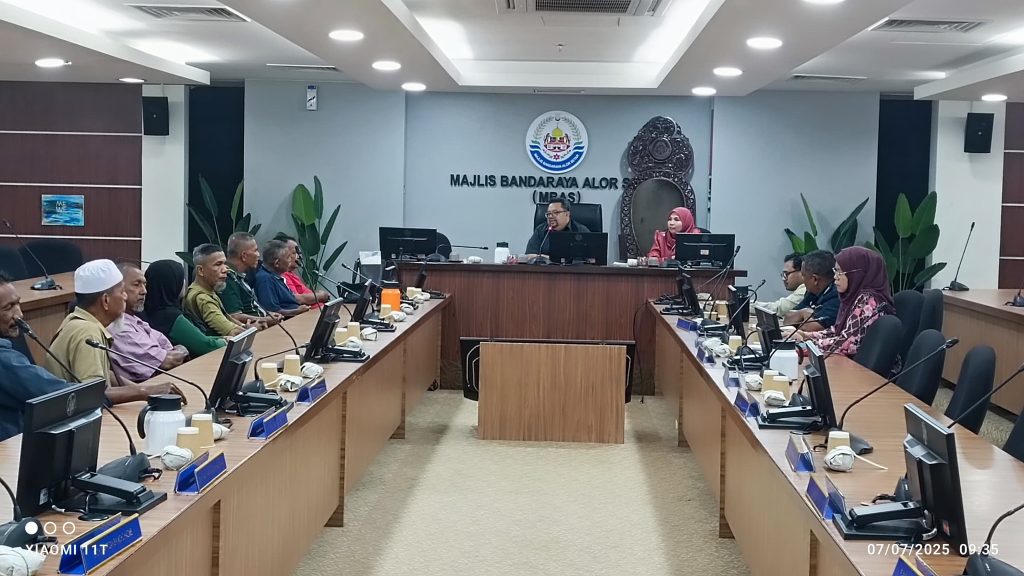PENJAJA JALAN PUTRA PERLU PATUH SYARAT YANG DITETAPKAN OLEH MBAS.