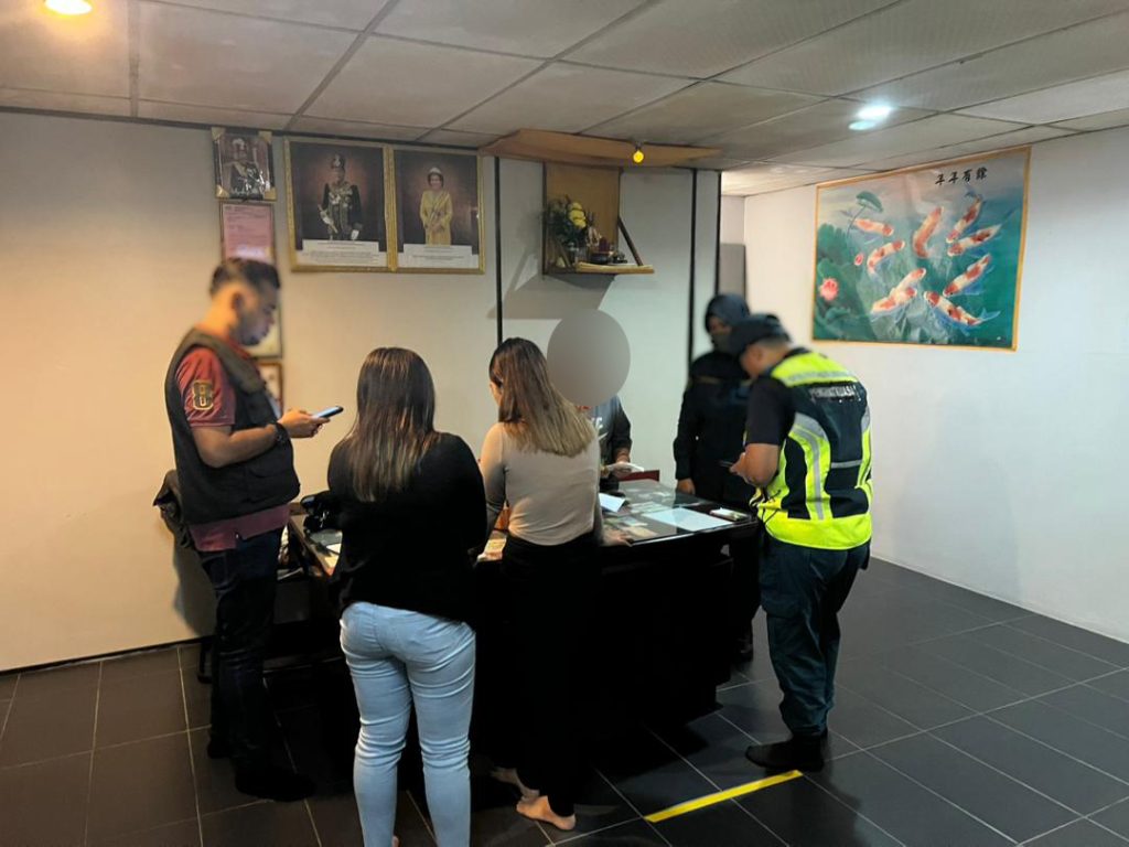OPERASI BERSEPADU PREMIS URUT | 3 WARGA ASING DITAHAN DAN 14 KOMPAUN DIKELUARKAN ATAS PELBAGAI KESALAHAN