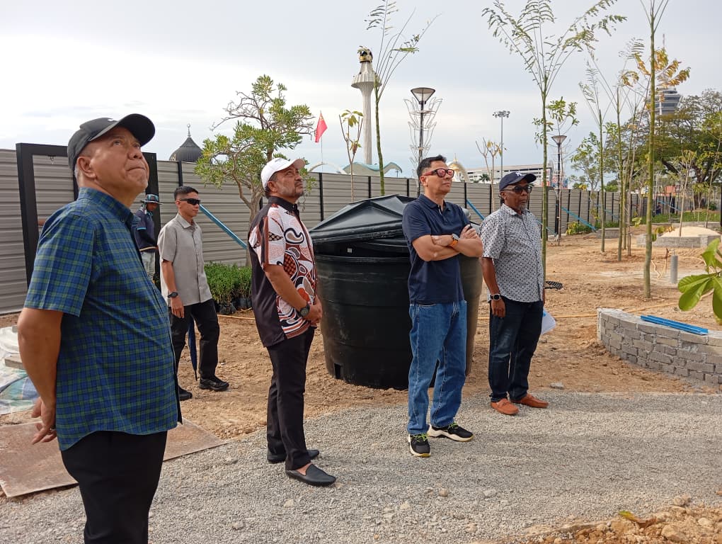 KEBERANGKATAN DYAM TUNKU MAHKOTA KEDAH KE DATARAN MEDAN BANDAR BAGI MENINJAU PROJEK ALOR SETAR URBAN FOREST 1