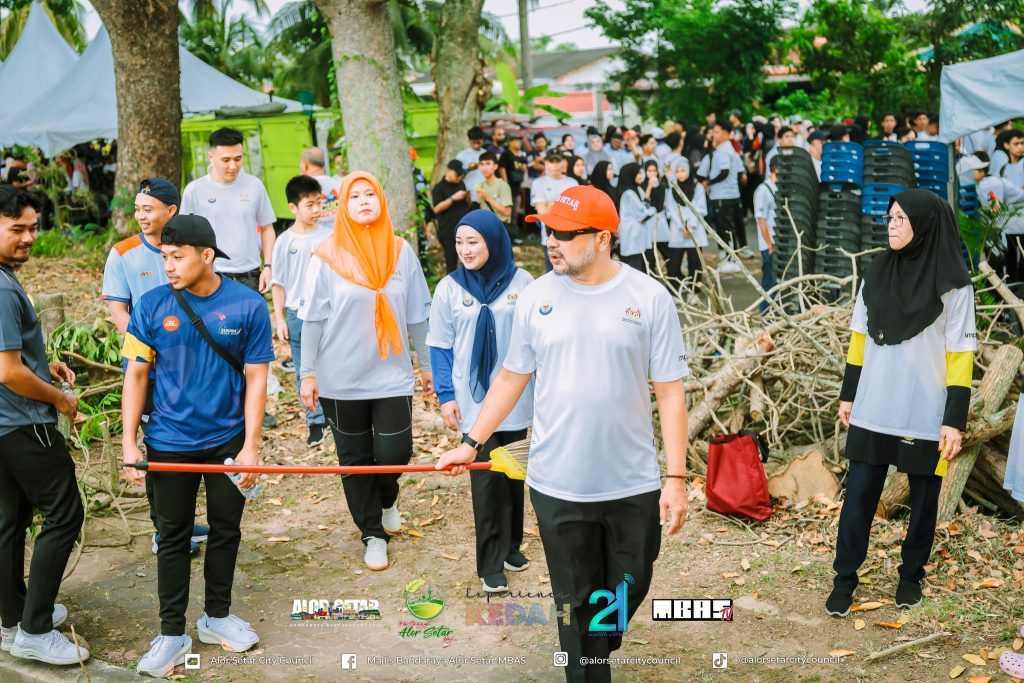 1200 PESERTA JAYAKAN PROGRAM GOTONG-ROYONG HARI CUCI MALAYSIA 2025 PERINGKAT MAJLIS BANDARAYA ALOR SETAR