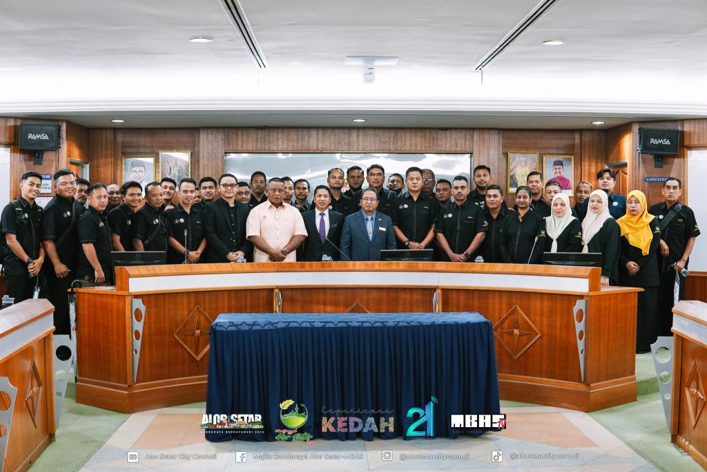MBAS TERIMA KUNJUNGAN SAHABAT PBT MBMB