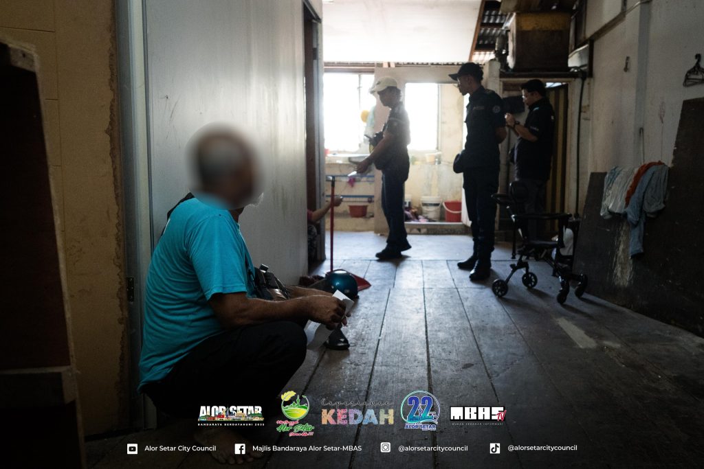 OPERASI PENGUATKUASAAN BERSEPADU | 10 BUAH PREMIS WARGA ASING DISERBU