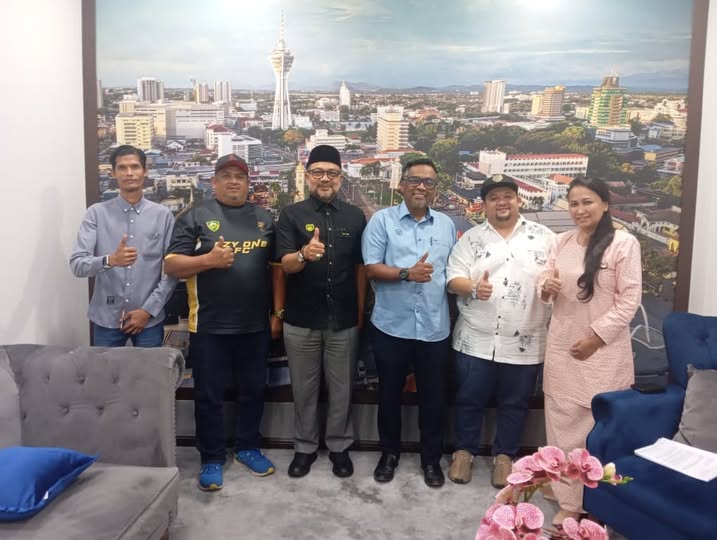 KUNJUNGAN TRIFACTOR EVENT & MANAGEMENT KE ATAS DATUK BANDAR ALOR SETAR SEMPENA PENGANJURAN PROGRAM ULANG TAHUN MAJLIS BANDARAYA ALOR SETAR KE-22