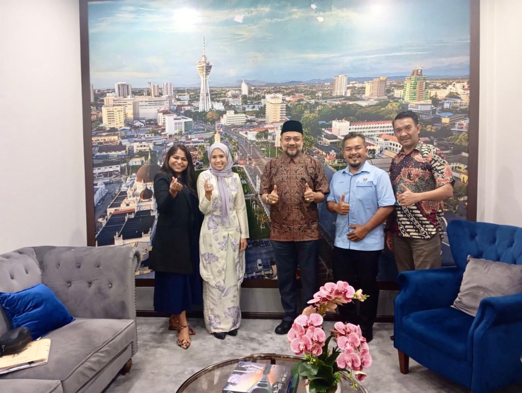 KUNJUNGAN KE ATAS DATUK BANDAR ALOR SETAR