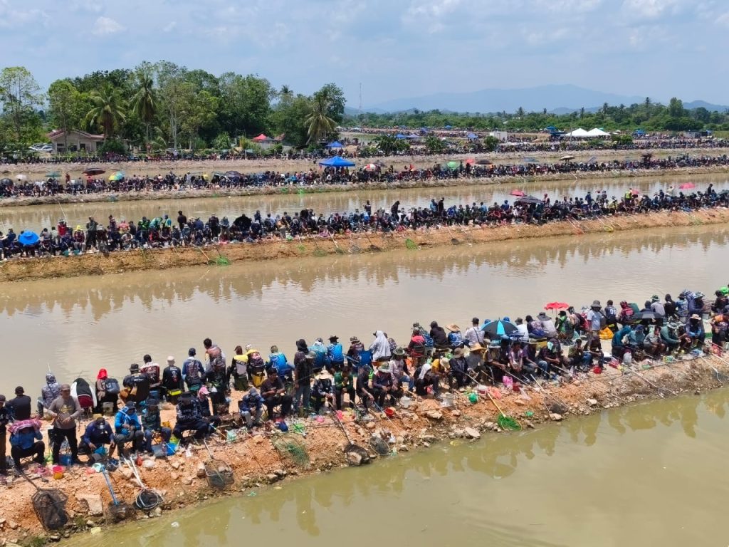 SESI LAWATAN TURUN PADANG DATUK BANDAR ALOR SETAR KE LOKASI PENGANJURAN PERTANDINGAN MEMANCING KOLAM TITI MEGA, TITI HAJI IDRIS