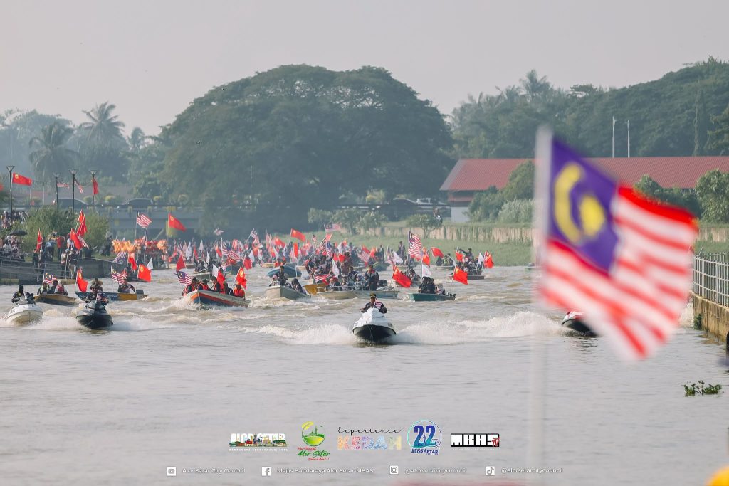 PERARAKAN LEBIH 100 BOT SEMARAK BULAN KEBANGSAAN DI KEDAH