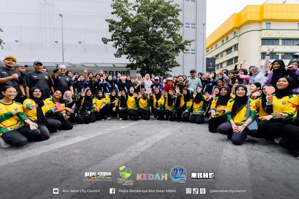 1,000 PESERTA BERGANDING BAHU SEMARAK HARI CUCI MALAYSIA DI ALOR SETAR